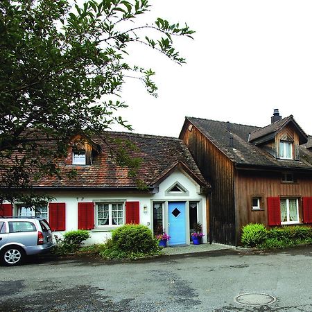 Hotel Garni Sonne Munsterlingen Экстерьер фото